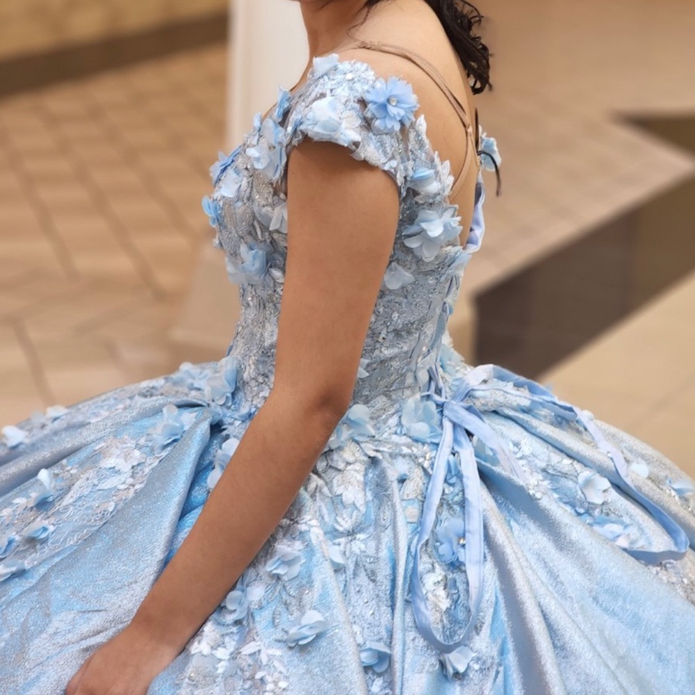 Baby blue quinceañera dress